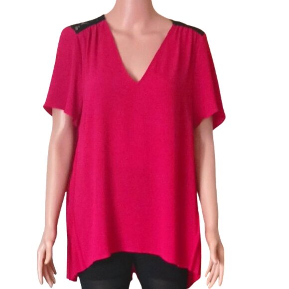 Michael Kors Pleated Back Blouse L Magenta with Black Lace Yoke Short Sleeve Top - Picture 1 of 12